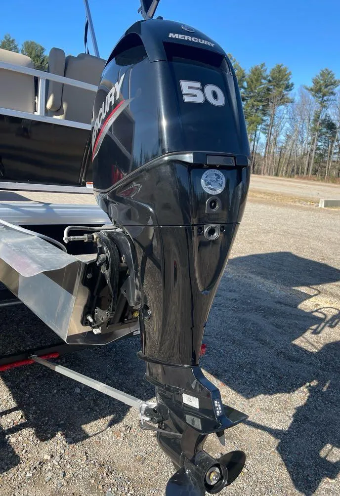Slide: The Image of 2025 Sun Tracker Party Barge 16 DLX with Mercury 50 outboard motor. - 4