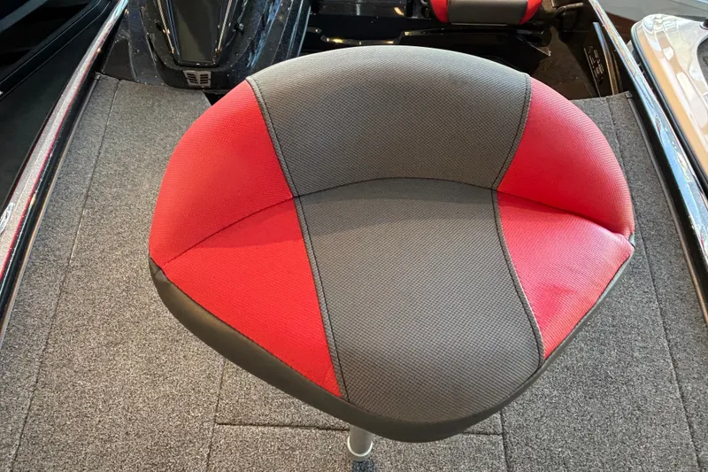 Slide: The Image of Red and gray seat on 2025 Nitro Z19 boat, featuring modern design and comfortable upholstery. - 6