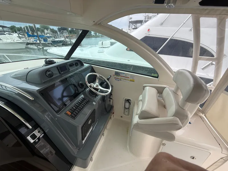 Slide: The Image of Pursuit OS 345 Offshore 2014 - 79