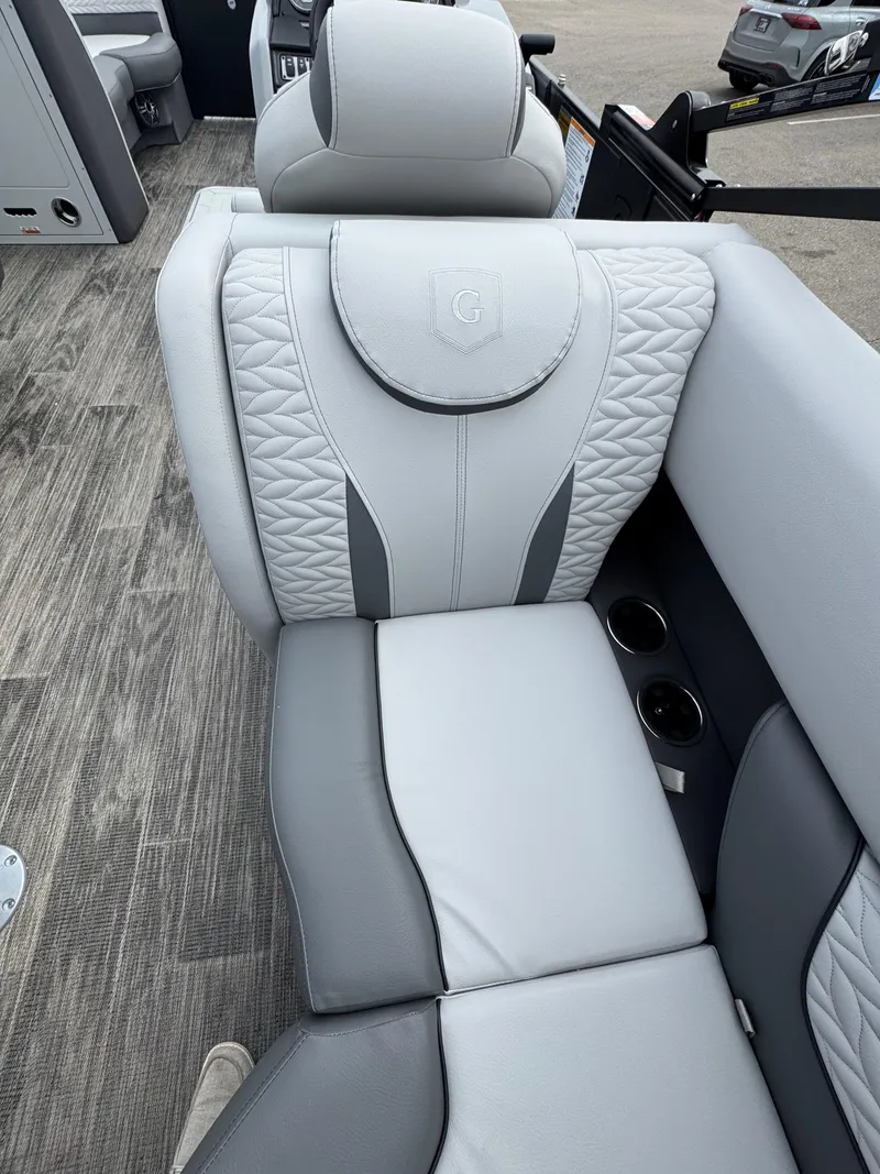 Slide: The Image of Monaco 235 SB 2025 - 20