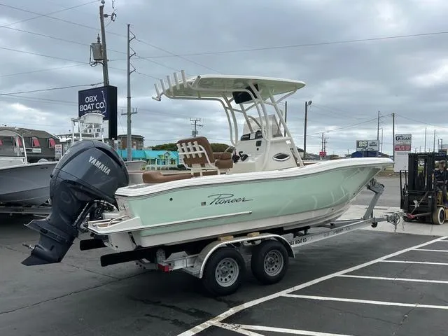 Slide: The Image of Pioneer 222 Islander 2025 - 4