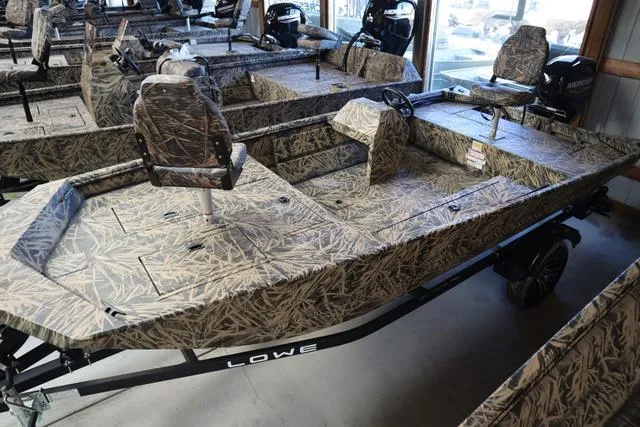 The Image of Lowe Roughneck 1660 Value Console 2024 - 1