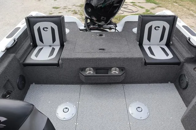 Slide: The Image of Crestliner 1850 Fish Hawk WT JS 2025 - 12