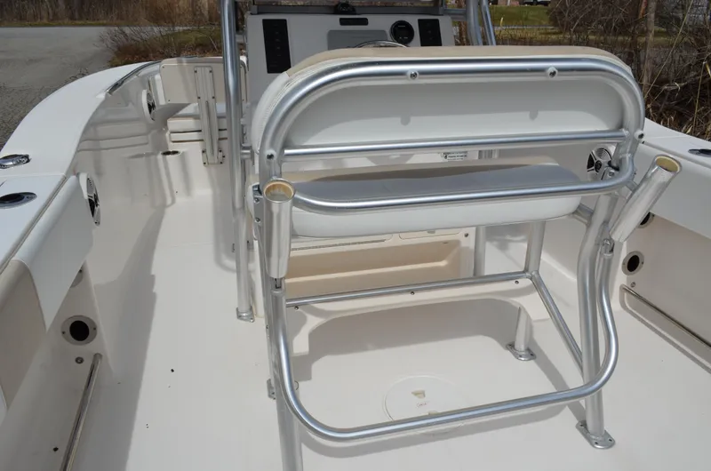 Slide: The Image of 2018 Robalo R200 Center Console boat interior with seating and console view. - 30