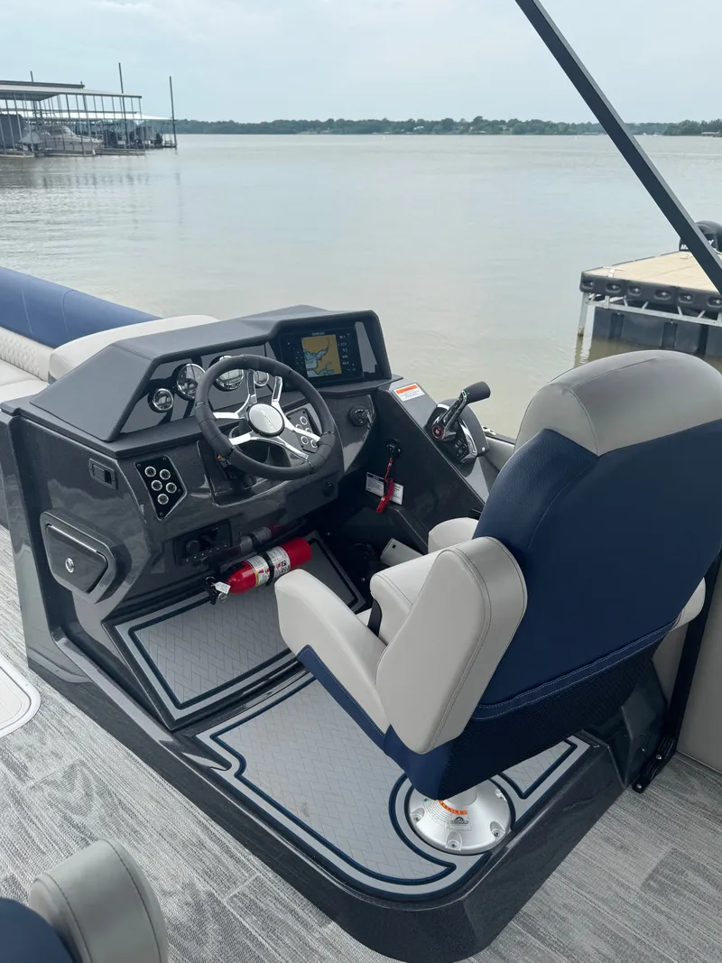 Slide: The Image of Crest Caribbean 250 SLS 2025 - 10