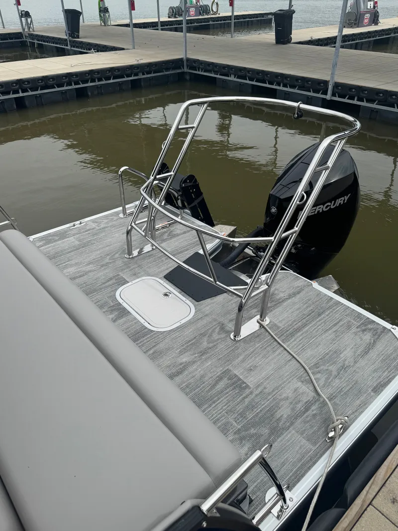 Slide: The Image of Crest Caribbean 250 SLS 2025 - 6