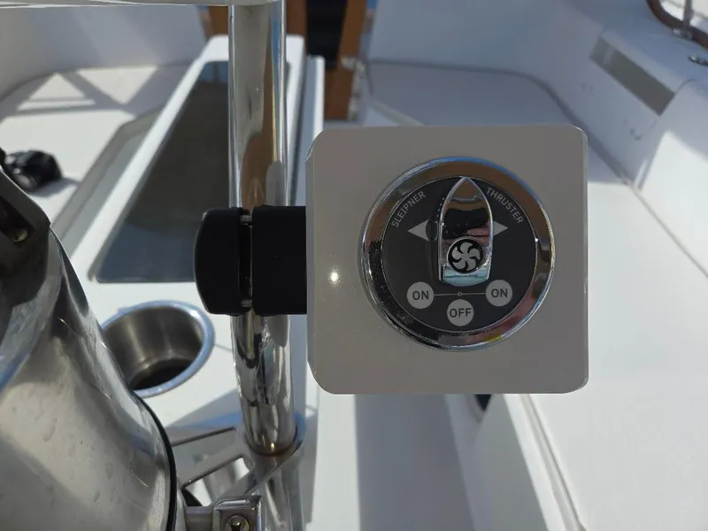 Slide: The Image of Catalina 42 MkII 1997 - 67