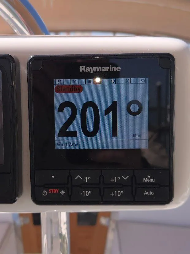 Slide: The Image of Catalina 42 MkII 1997 - 71