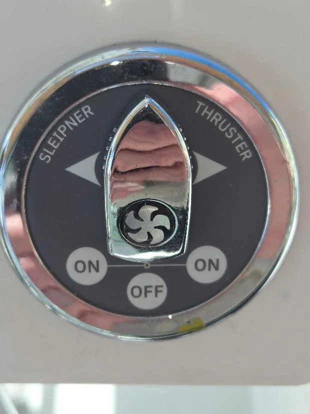 Slide: The Image of Catalina 42 MkII 1997 - 75