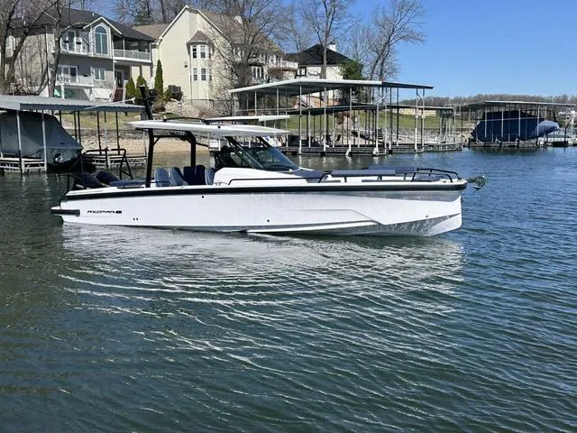 Slide: The Image of Axopar 29 Sun-Top 2025 - 1