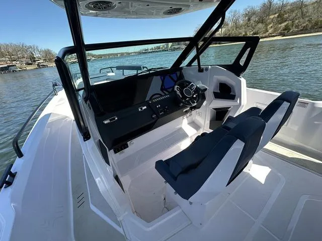 Slide: The Image of Axopar 29 Sun-Top 2025 - 17