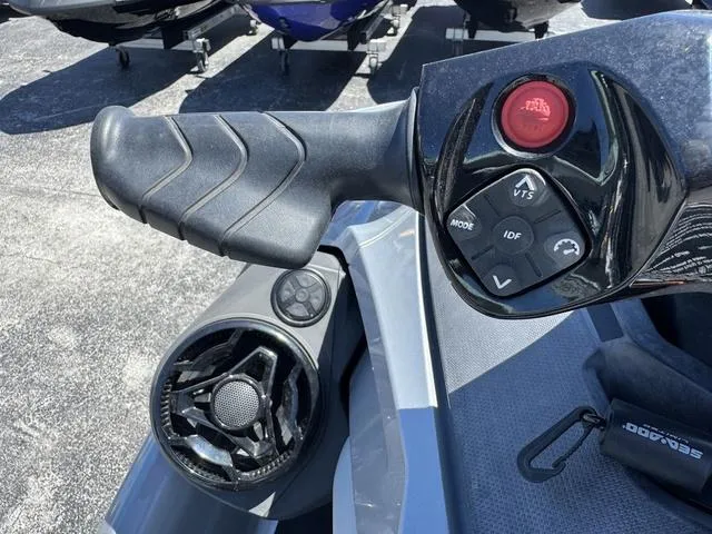 Slide: The Image of Sea-Doo GTX 2021 - 12