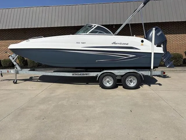 Slide: The Image of Hurricane SunDeck 187 OB 2025 - 2