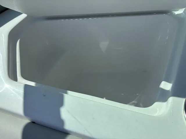 Slide: The Image of Hurricane SunDeck 187 OB 2025 - 32