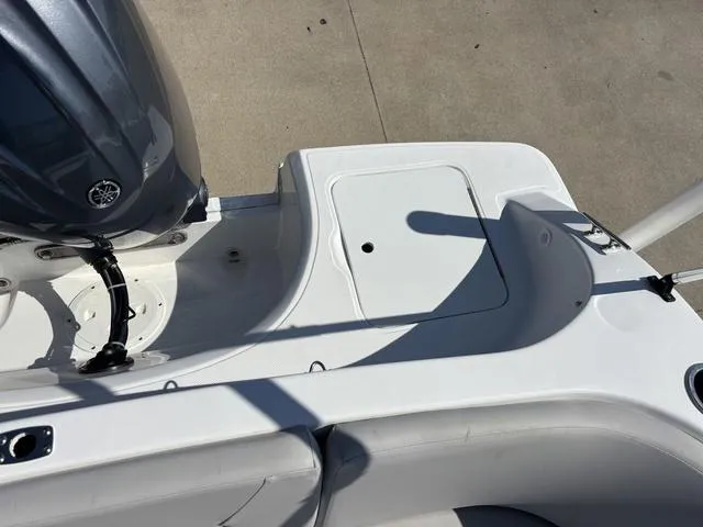 Slide: The Image of Hurricane SunDeck 187 OB 2025 - 44