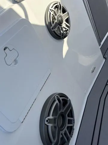 Slide: The Image of Hurricane Center Console 24 OB 2025 - 29