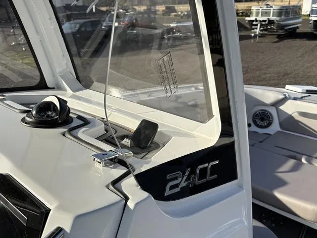 Slide: The Image of Hurricane Center Console 24 OB 2025 - 35