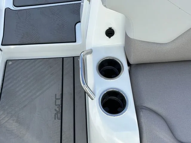 Slide: The Image of Hurricane Center Console 24 OB 2025 - 47