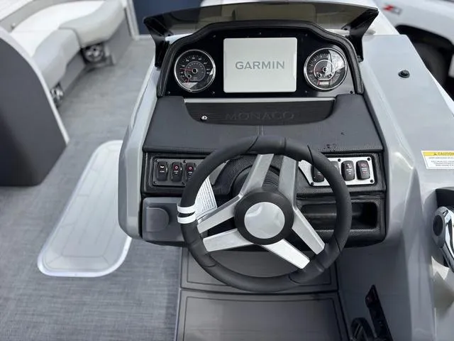 Slide: The Image of Godfrey Monaco 235 C 27" iMPACT Center Tube Package 2025 - 23