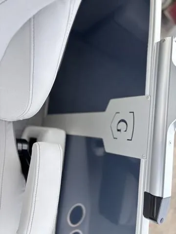 Slide: The Image of Godfrey Monaco 235 C 27" iMPACT Center Tube Package 2025 - 41