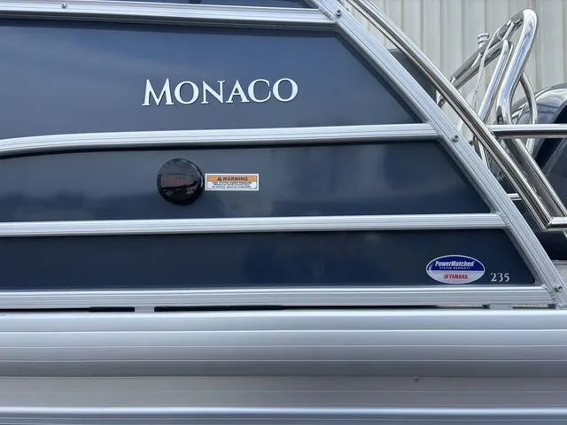 Slide: The Image of Godfrey Monaco 235 C 27" iMPACT Center Tube Package 2025 - 5