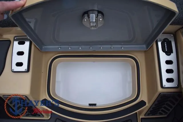 Slide: The Image of Caymas CX 20 PRO 2025 - 26