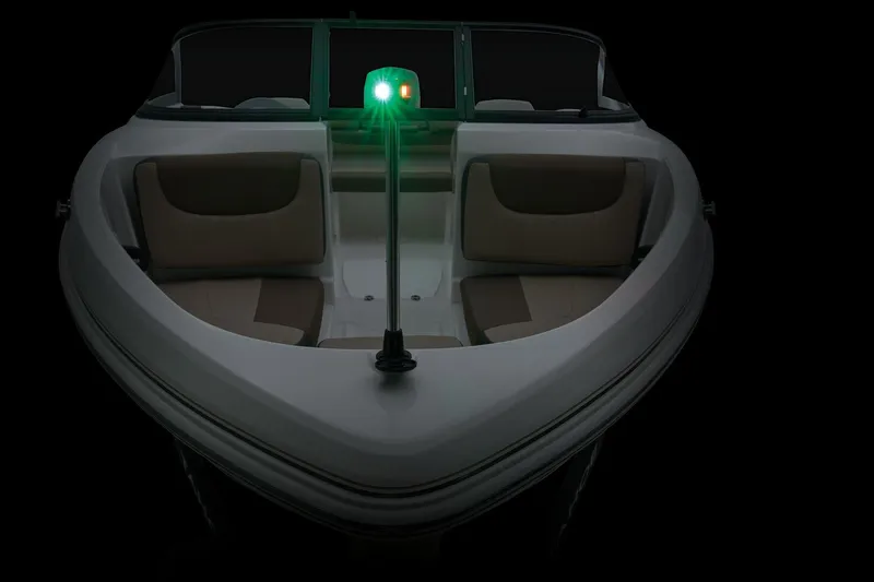Slide: The Image of Tahoe 185 S 2025 - 19