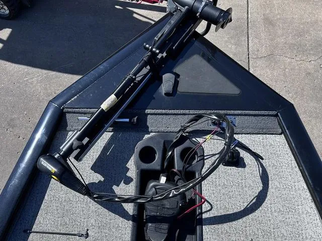 Slide: The Image of 2023 Tracker Pro Team™ 195 TXW Tournament Edition boat deck with trolling motor. - 3