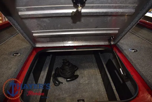 Slide: The Image of 2021 Tracker Pro Team 175 storage compartment with rope inside. - 19