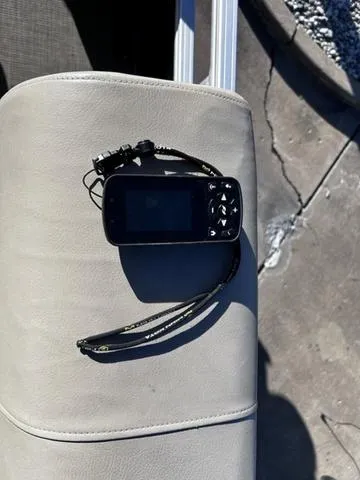 Slide: The Image of Sun Tracker Fishin' Barge 24 DLX 2019 - 27