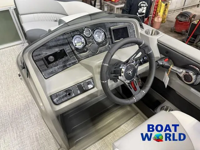 Slide: The Image of Tahoe LTZ 2385 Swingback (VRL) & Honda 4-Stroke EFI 2025 - 12