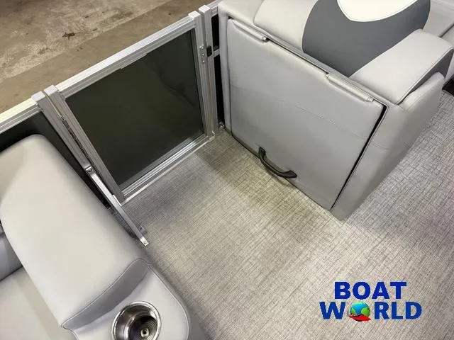 Slide: The Image of Tahoe LTZ 2385 Swingback (VRL) & Honda 4-Stroke EFI 2025 - 28