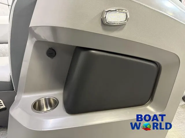 Slide: The Image of Tahoe LTZ 2385 Swingback (VRL) & Honda 4-Stroke EFI 2025 - 32