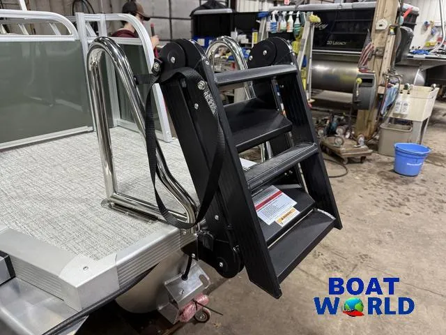 Slide: The Image of Tahoe LTZ 2385 Swingback (VRL) & Honda 4-Stroke EFI 2025 - 44