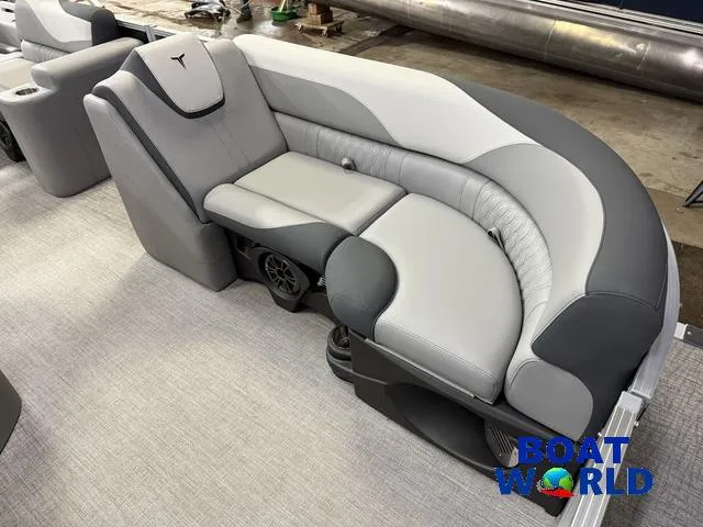 Slide: The Image of Tahoe LTZ 2385 Swingback (VRL) & Honda 4-Stroke EFI 2025 - 9