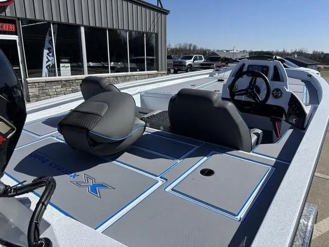 Slide: The Image of Xpress H17 2025 - 3