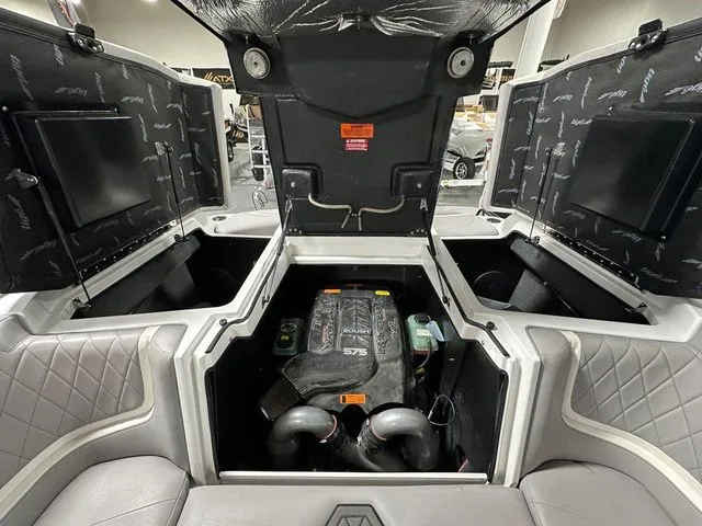 Slide: The Image of Tigé 25ZX 2021 - 21