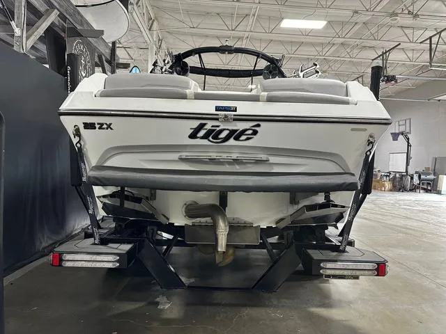 Slide: The Image of Tigé 25ZX 2021 - 5