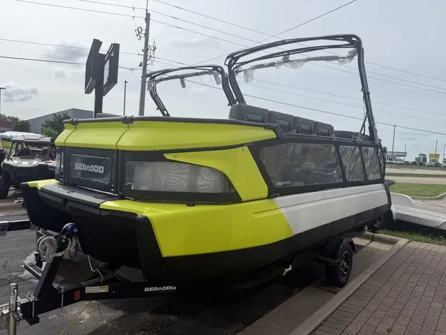 The Image of Sea-Doo Switch Cruise 21 2025 - 1