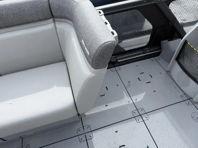 Slide: The Image of Sea-Doo Switch Cruise 21 2025 - 12