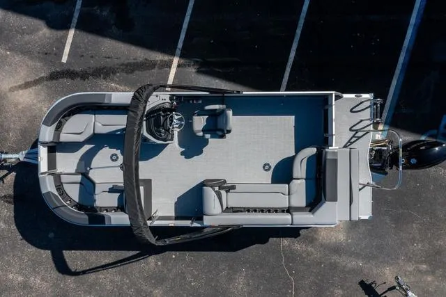 Slide: The Image of South Bay S224CR2 Cruise 3.0 2025 - 23