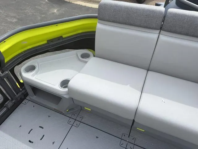 Slide: The Image of Sea-Doo Switch Cruise 21 2025 - 11