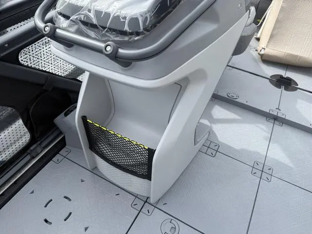 Slide: The Image of Sea-Doo Switch Cruise 21 2025 - 13