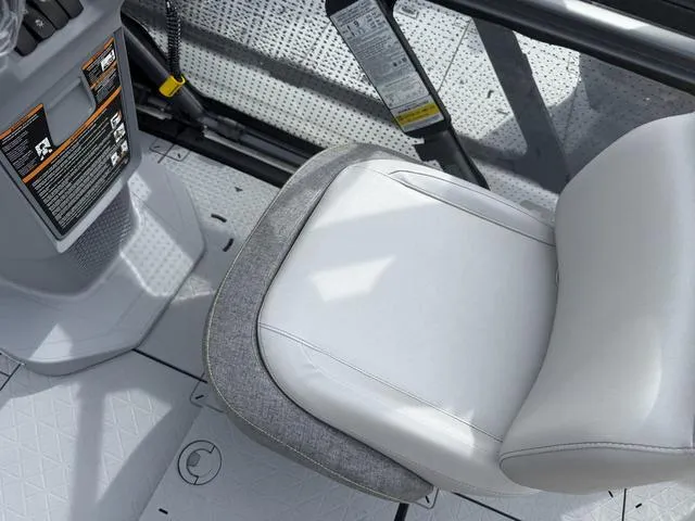 Slide: The Image of Sea-Doo Switch Cruise 21 2025 - 7