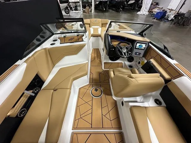 Slide: The Image of ATX 24 TYPE-S 2025 - 10