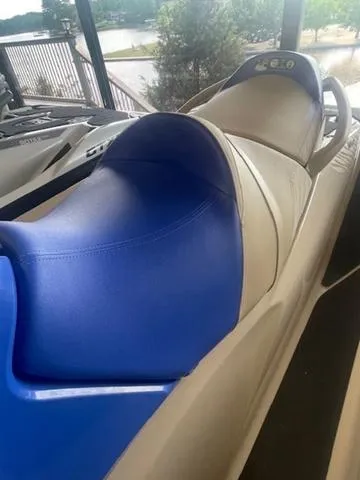 Slide: The Image of Sea-Doo Wake Pro 230 2025 - 3