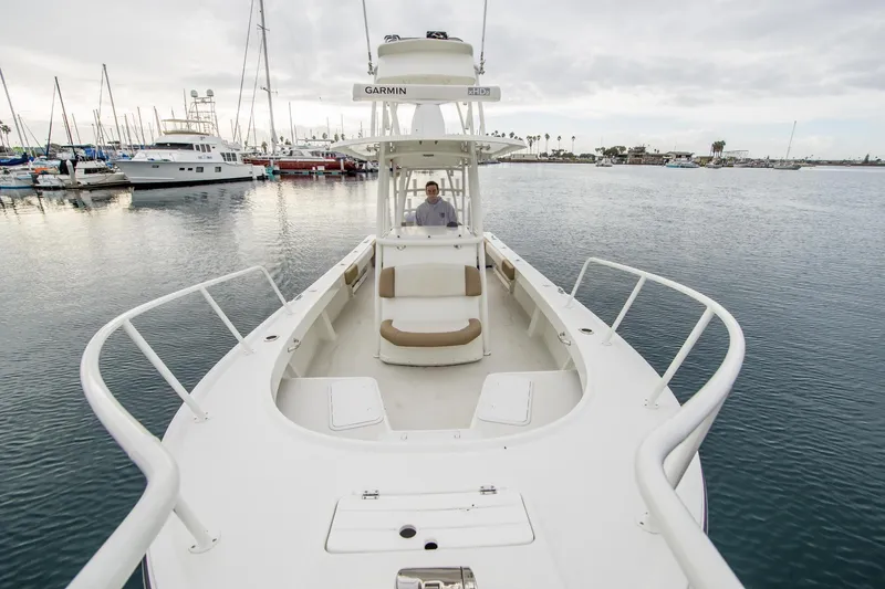 Slide: The Image of Parker Marine 2801 Center Console 2018 - 12