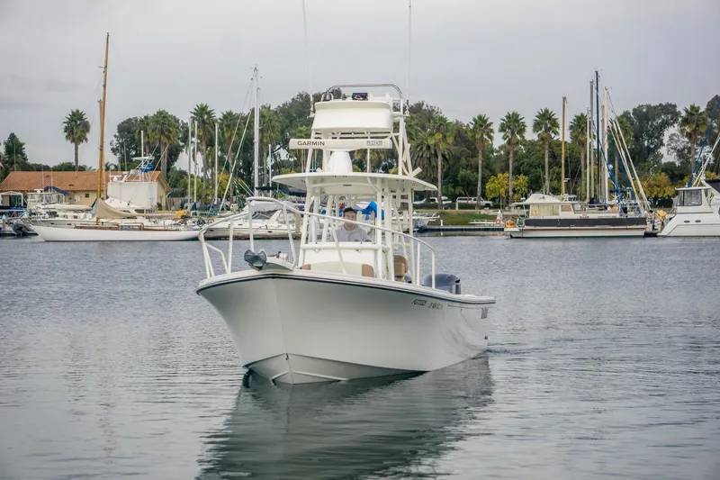Slide: The Image of Parker Marine 2801 Center Console 2018 - 2
