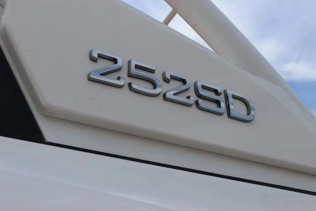 Slide: The Image of Yamaha 252SD-YACHT BLUE-GALVANIZED 2025 - 11