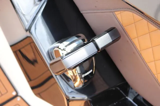 Slide: The Image of Yamaha 252SD-YACHT BLUE-GALVANIZED 2025 - 25